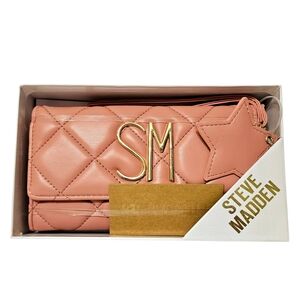 *Flaw* Steve Madden Rose Faux Leather Chevron Quilted Wristlet Trifold Wallet